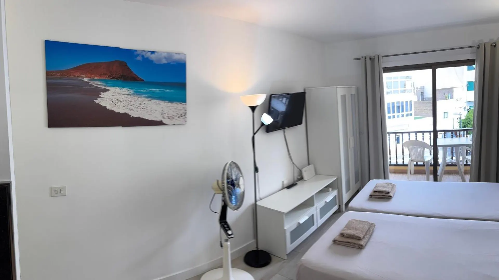 Cozy Studio In Los Cristianos Beach Free Wifi Arona  Spanien
